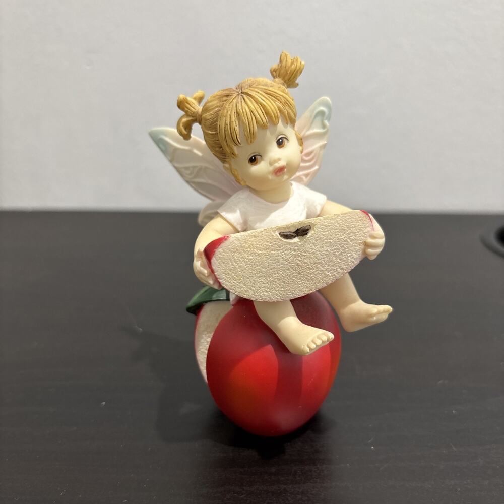 2003 My Little Kitchen Fairie Apple of My Eye Apple Slice Santiago #113097